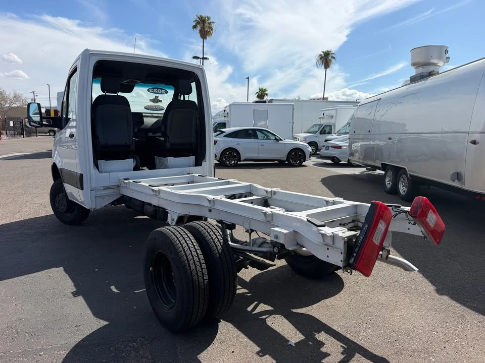 2023 Mercedes-Benz VS30 Sprinter - Image 5 of 18