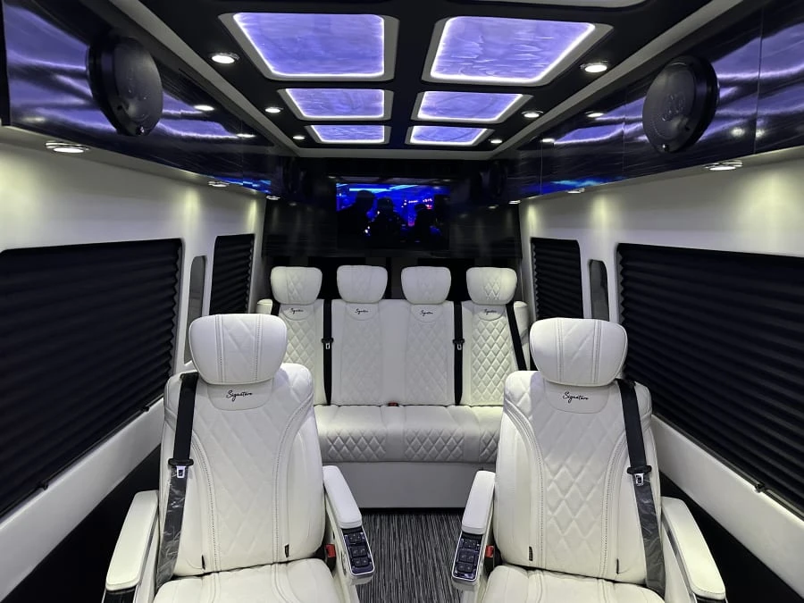 2023 Mercedes-Benz VS30 Sprinter - Image 29 of 31
