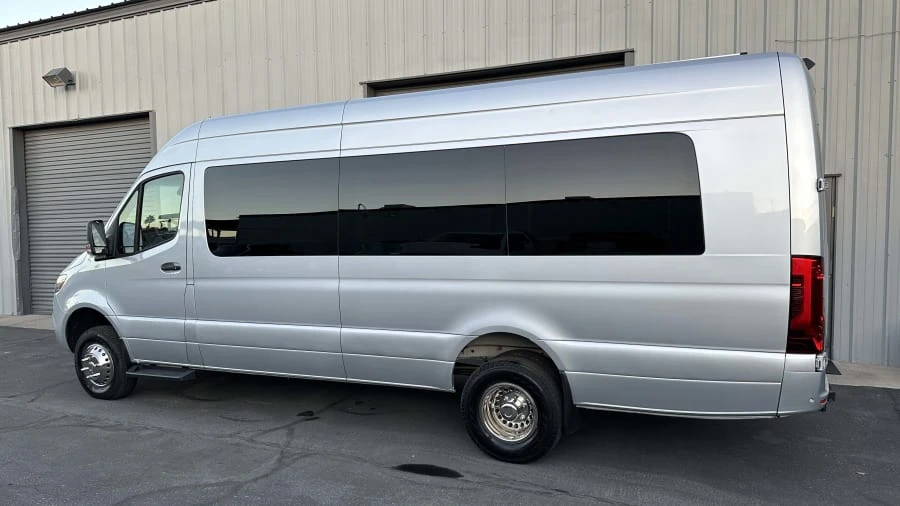 2023 Mercedes-Benz VS30 Sprinter - Image 9 of 31