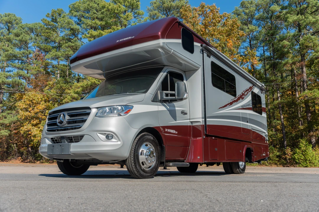 2023 Mercedes-Benz VS30 Sprinter - Image 7 of 31