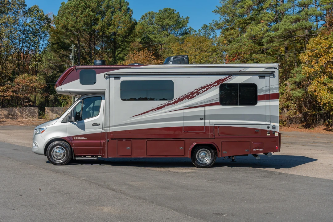 2023 Mercedes-Benz VS30 Sprinter - Image 9 of 31