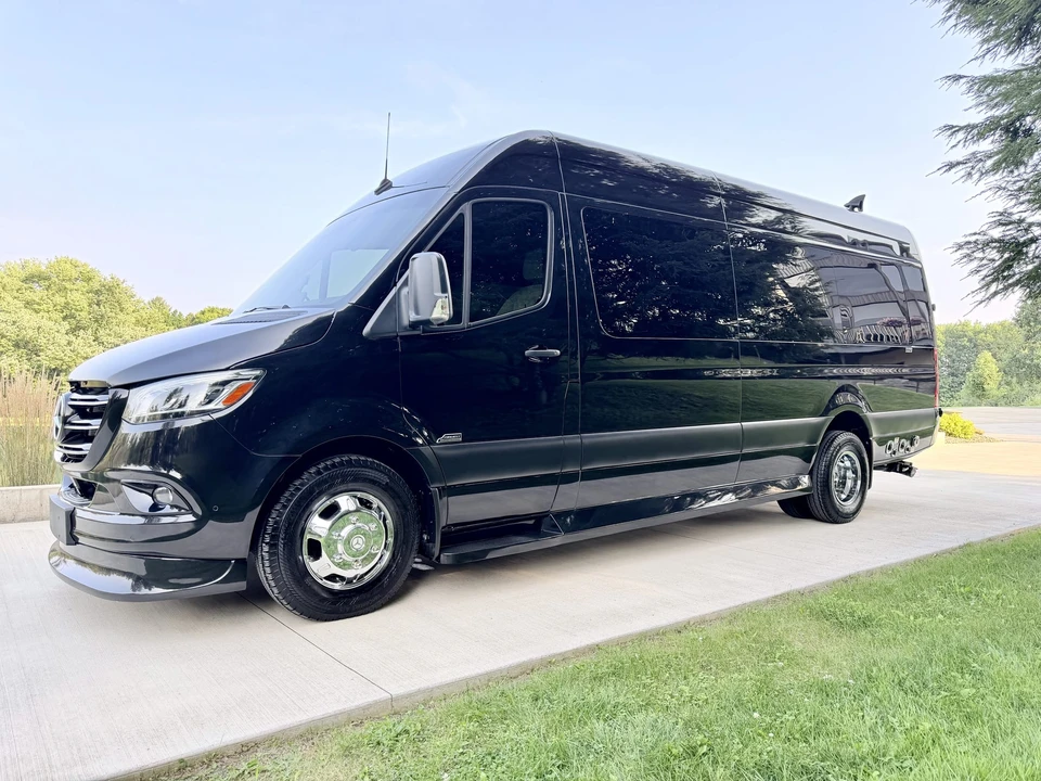 2023 Mercedes-Benz VS30 Sprinter - Image 6 of 31