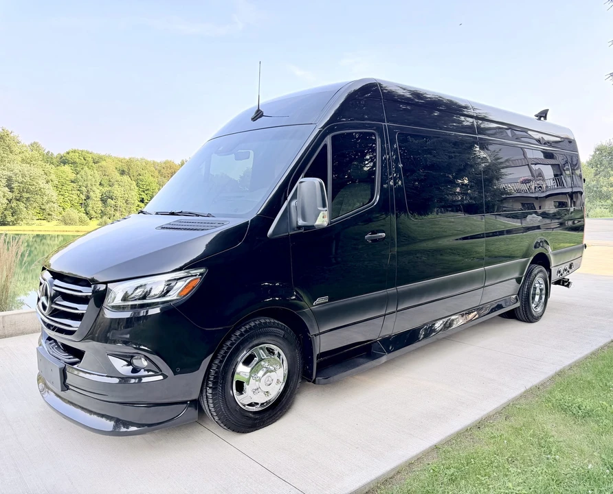 2023 Mercedes-Benz VS30 Sprinter - Image 5 of 31