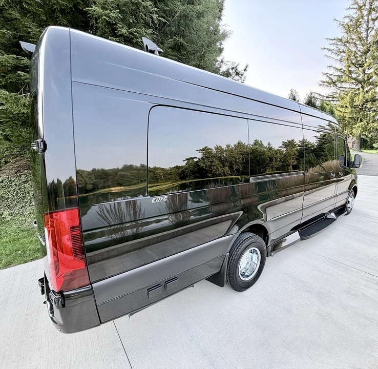 2023 Mercedes-Benz VS30 Sprinter - Image 16 of 31