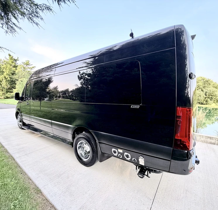 2023 Mercedes-Benz VS30 Sprinter - Image 12 of 31