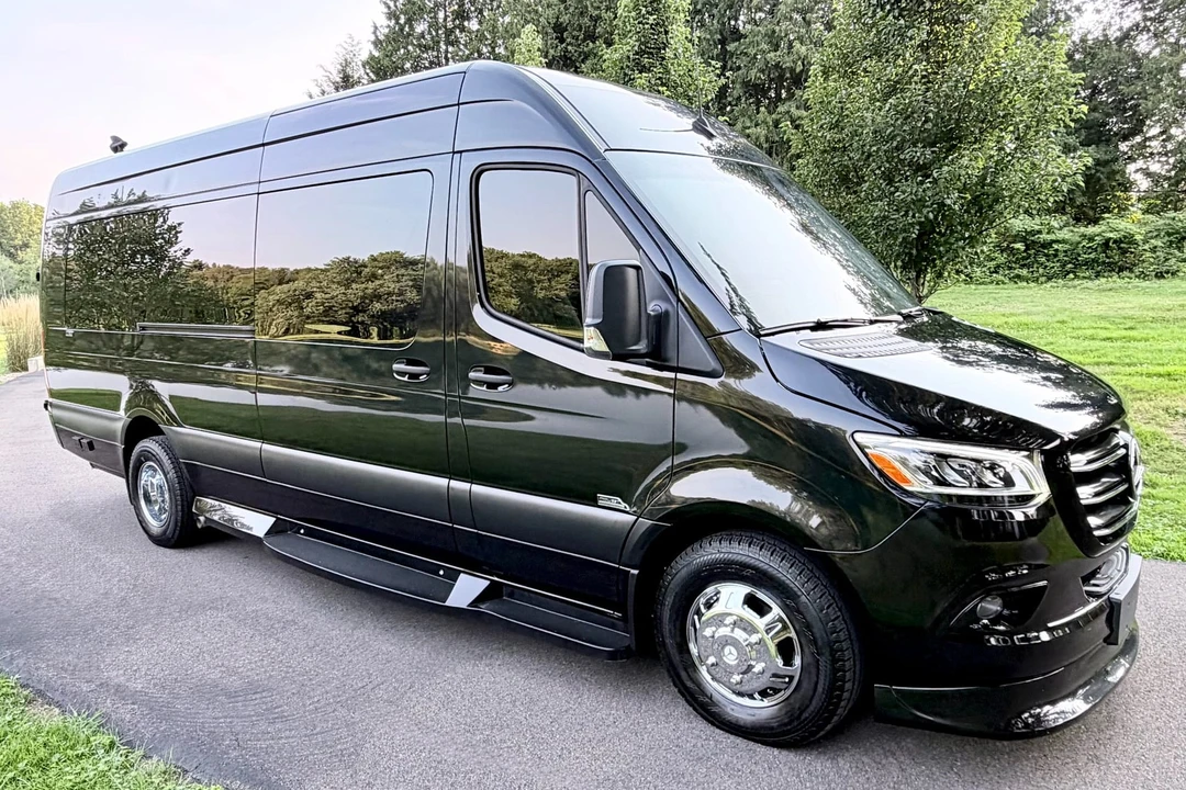 2023 Mercedes-Benz VS30 Sprinter - Image 23 of 31
