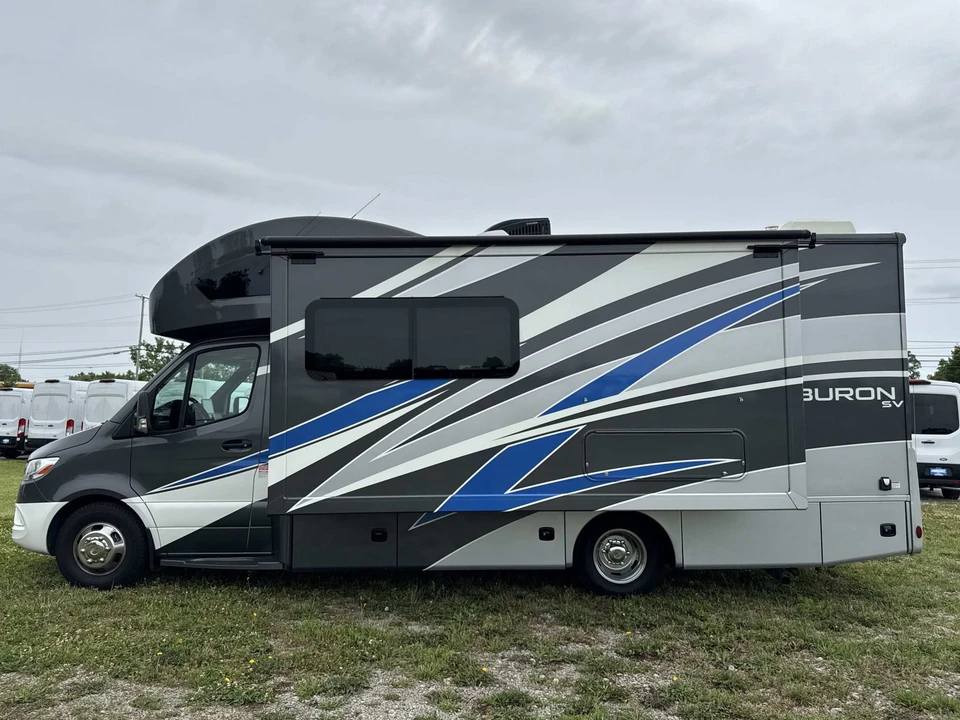 2023 Mercedes-Benz VS30 Sprinter - Image 9 of 31