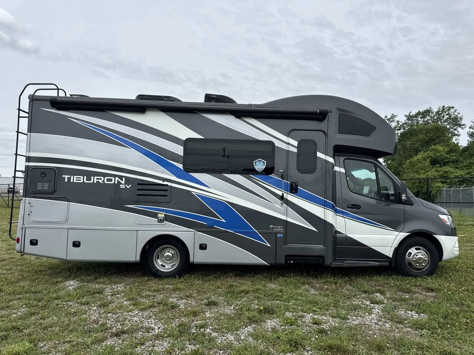 2023 Mercedes-Benz VS30 Sprinter - Image 4 of 31