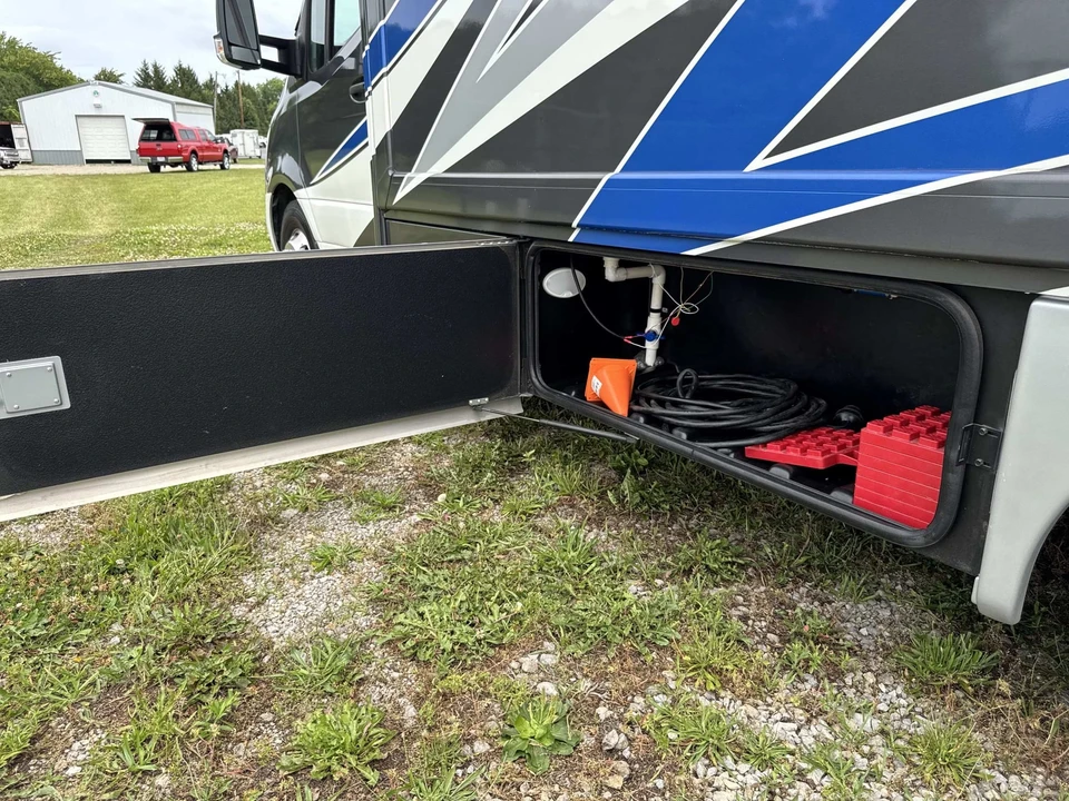 2023 Mercedes-Benz VS30 Sprinter - Image 20 of 31