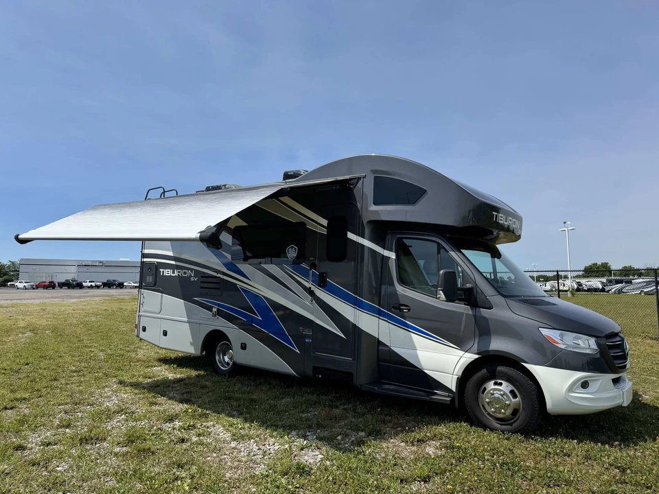 2023 Mercedes-Benz VS30 Sprinter - Image 11 of 31