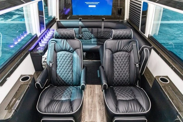 2023 Mercedes-Benz VS30 Sprinter - Image 5 of 9