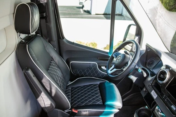 2023 Mercedes-Benz VS30 Sprinter - Image 4 of 9