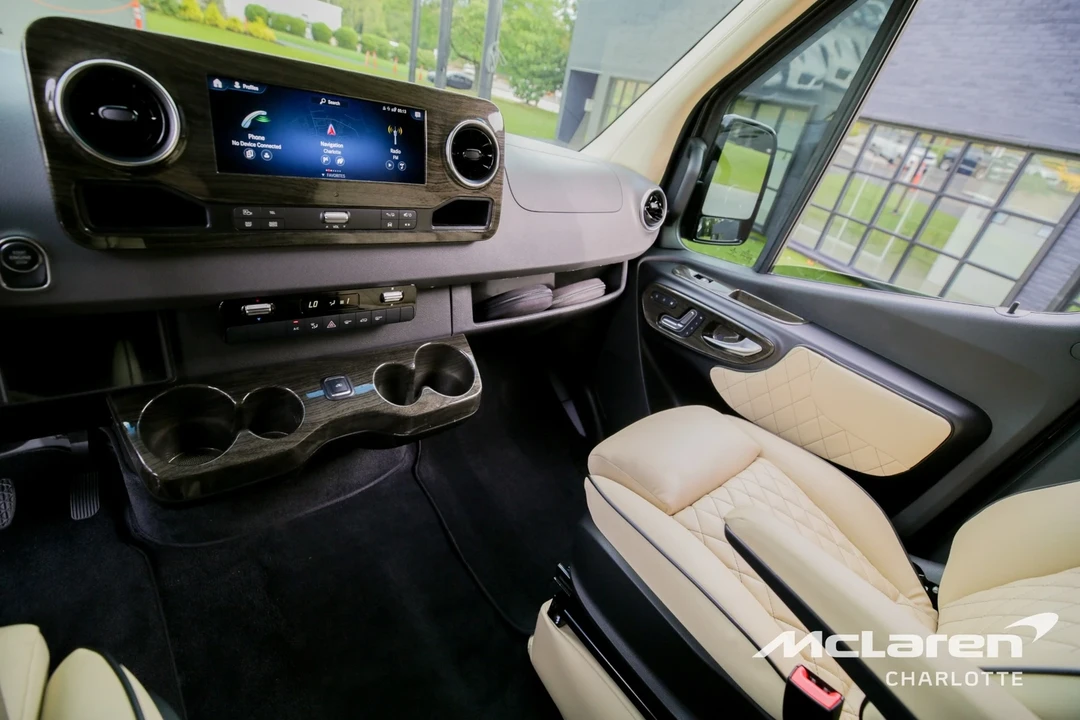2023 Mercedes-Benz VS30 Sprinter - Image 14 of 21