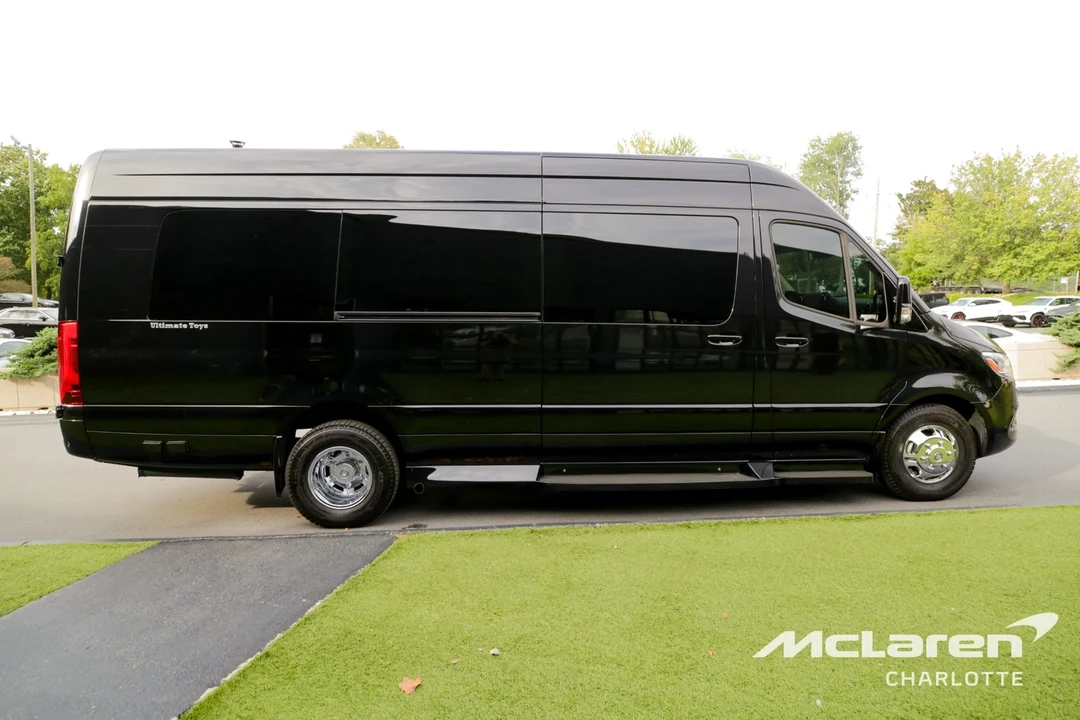2023 Mercedes-Benz VS30 Sprinter - Image 6 of 12