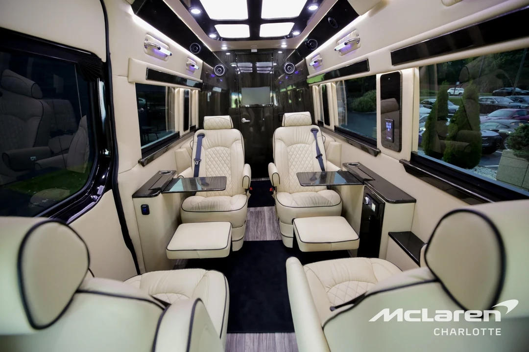 2023 Mercedes-Benz VS30 Sprinter - Image 19 of 21