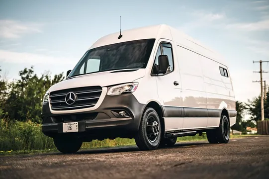 2023 Mercedes-Benz Sprinter 3500XD Winnebago Adventure Wagon