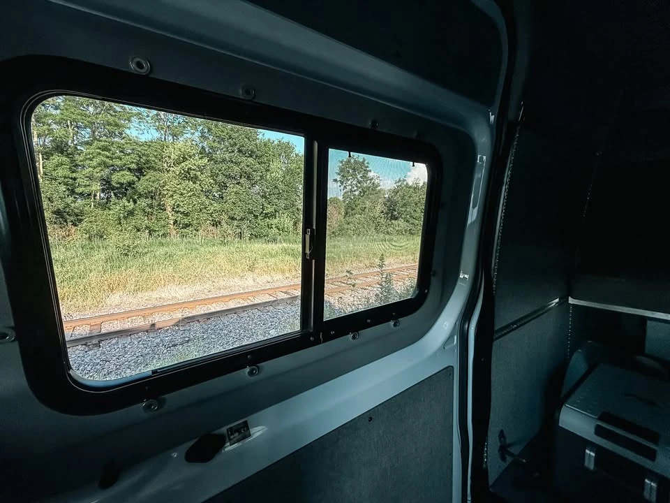 2023 Mercedes-Benz VS30 Sprinter - Image 19 of 20