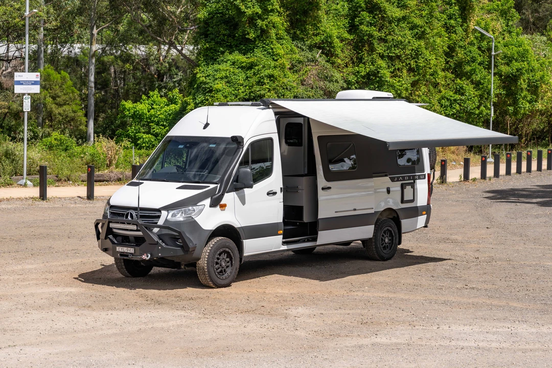 2023 Mercedes-Benz VS30 Sprinter - Image 18 of 31
