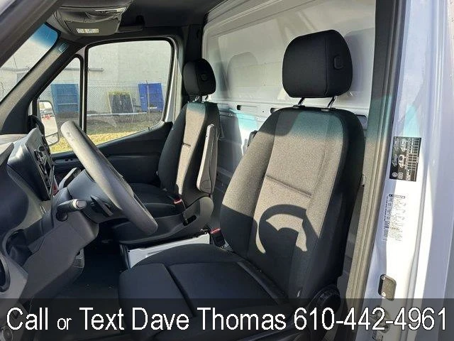2023 Mercedes-Benz VS30 Sprinter - Image 16 of 21