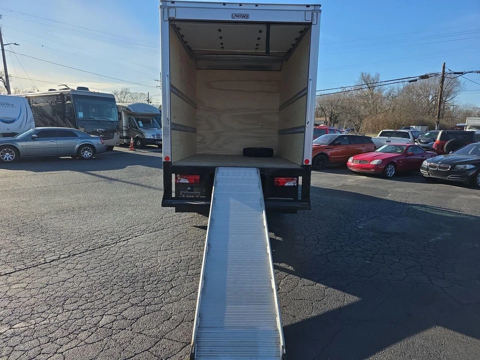 2023 Mercedes-Benz VS30 Sprinter - Image 15 of 21