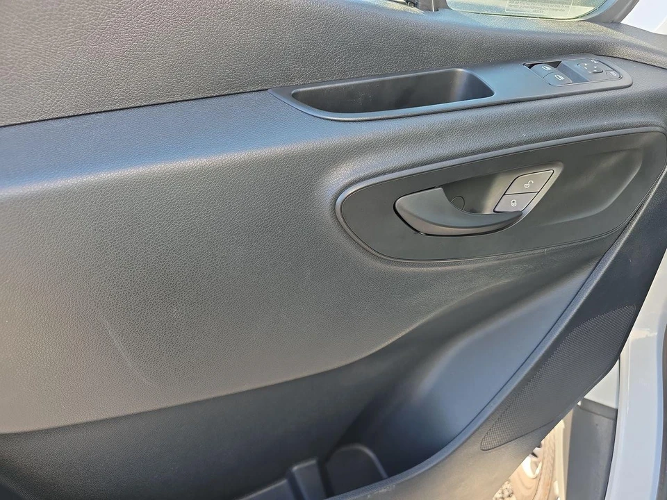 2023 Mercedes-Benz VS30 Sprinter - Image 5 of 21