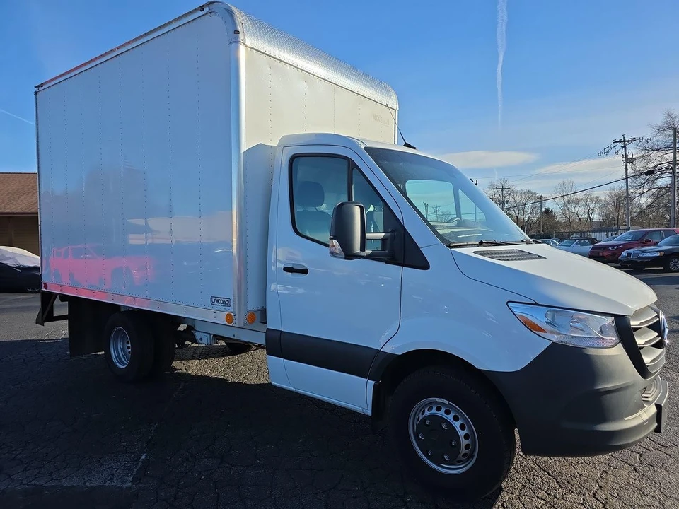 2023 Mercedes-Benz VS30 Sprinter - Image 18 of 21