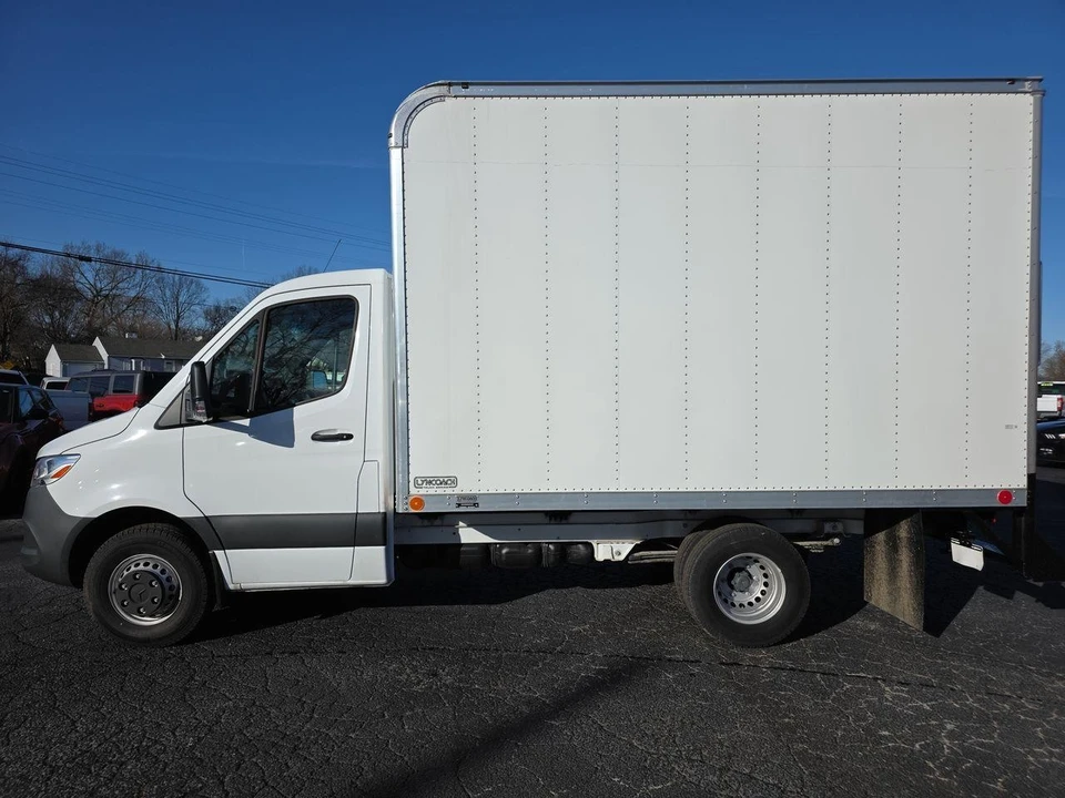 2023 Mercedes-Benz VS30 Sprinter - Image 19 of 21