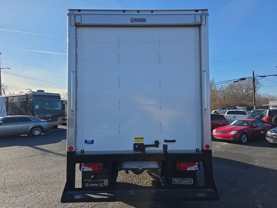 2023 Mercedes-Benz VS30 Sprinter - Image 14 of 21