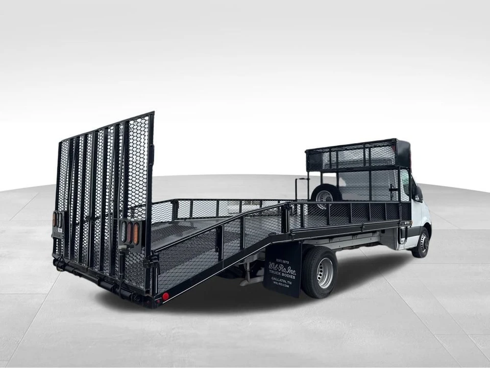 2023 Mercedes-Benz VS30 Sprinter - Image 9 of 15