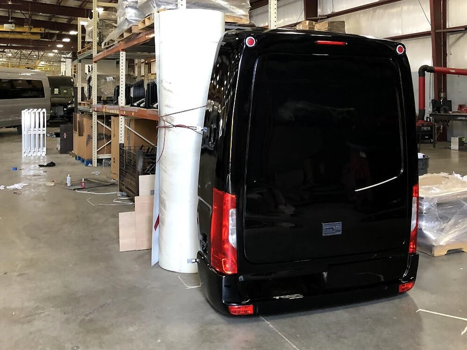 2023 Mercedes-Benz VS30 Sprinter - Image 9 of 12
