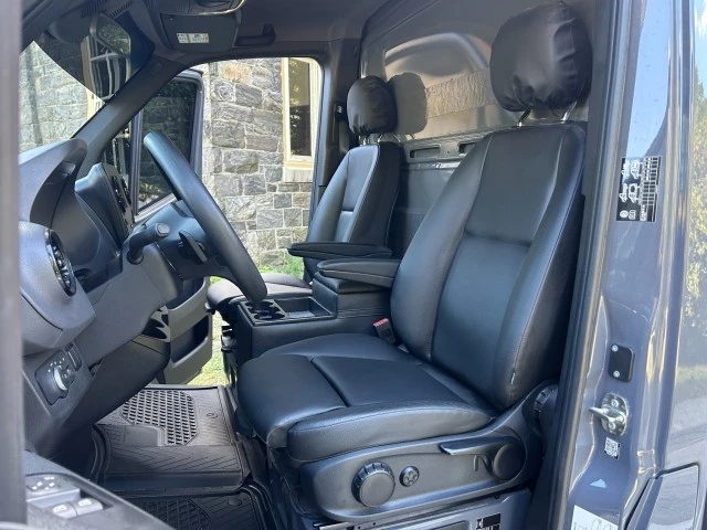 2023 Mercedes-Benz VS30 Sprinter - Image 31 of 31