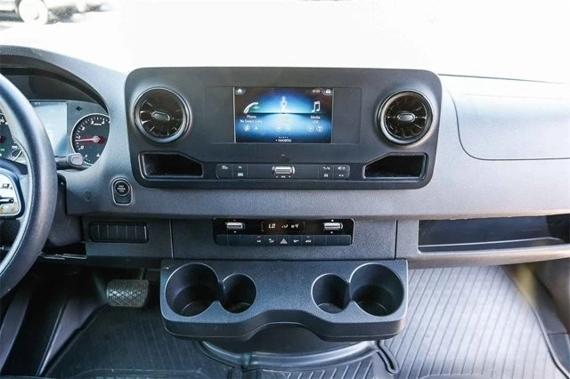 2023 Mercedes-Benz VS30 Sprinter - Image 11 of 12