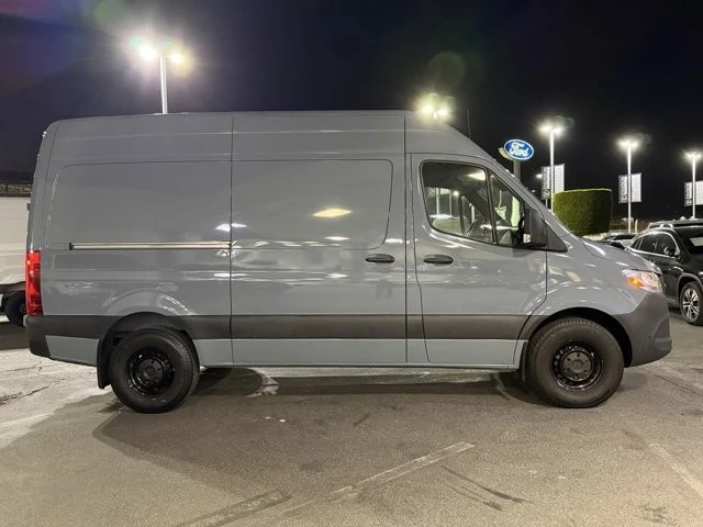 2023 Mercedes-Benz VS30 Sprinter - Image 10 of 12