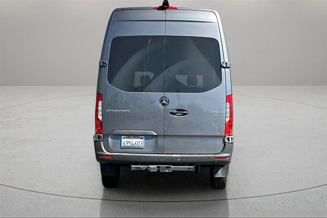 2023 Mercedes-Benz VS30 Sprinter - Image 5 of 12
