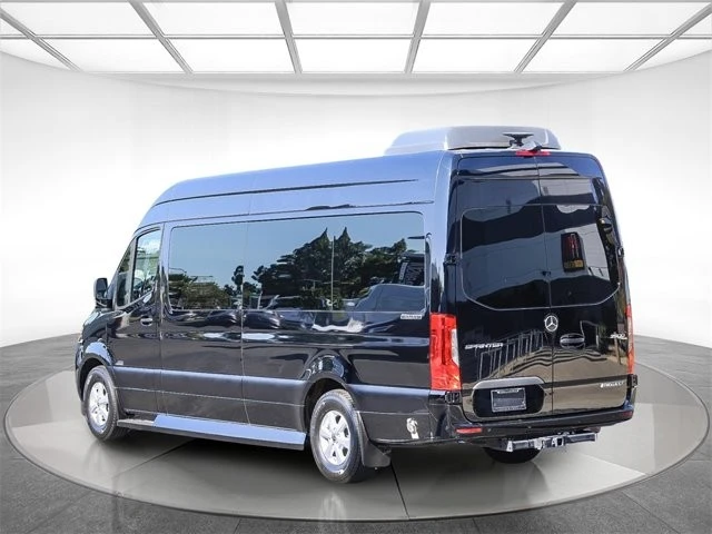 2023 Mercedes-Benz VS30 Sprinter - Image 2 of 12