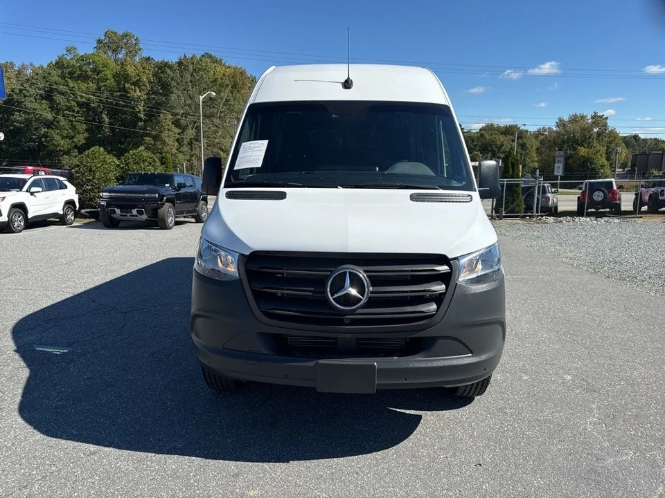 2023 Mercedes-Benz VS30 Sprinter - Image 8 of 21