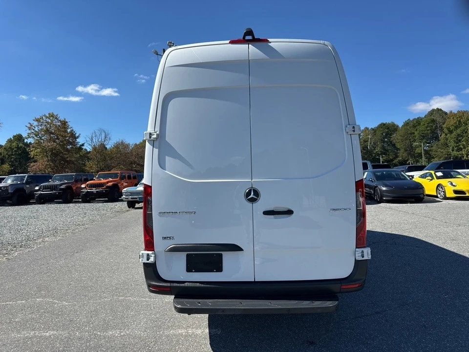 2023 Mercedes-Benz VS30 Sprinter - Image 4 of 21