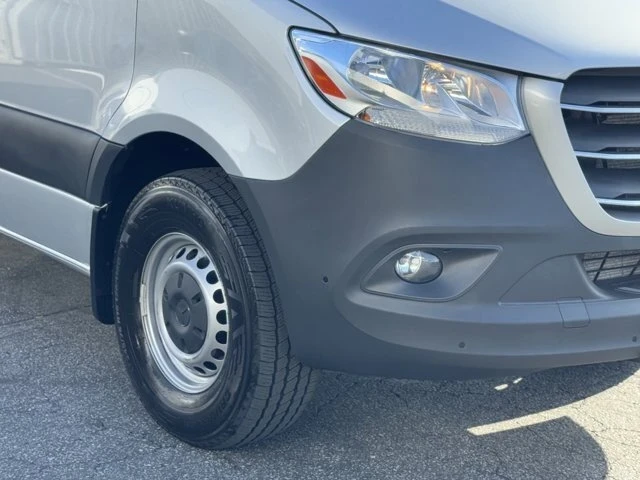 2023 Mercedes-Benz VS30 Sprinter - Image 4 of 12