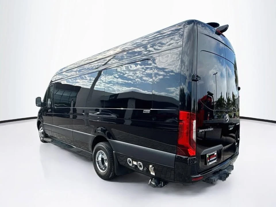 2023 Mercedes-Benz VS30 Sprinter - Image 3 of 16