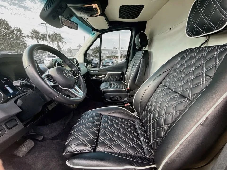 2023 Mercedes-Benz VS30 Sprinter - Image 8 of 16