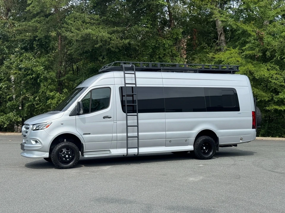 2023 Mercedes-Benz VS30 Sprinter - Image 5 of 12