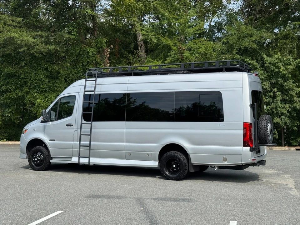 2023 Mercedes-Benz VS30 Sprinter - Image 7 of 12