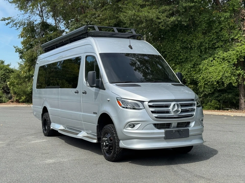 2023 Mercedes-Benz VS30 Sprinter - Image 17 of 21