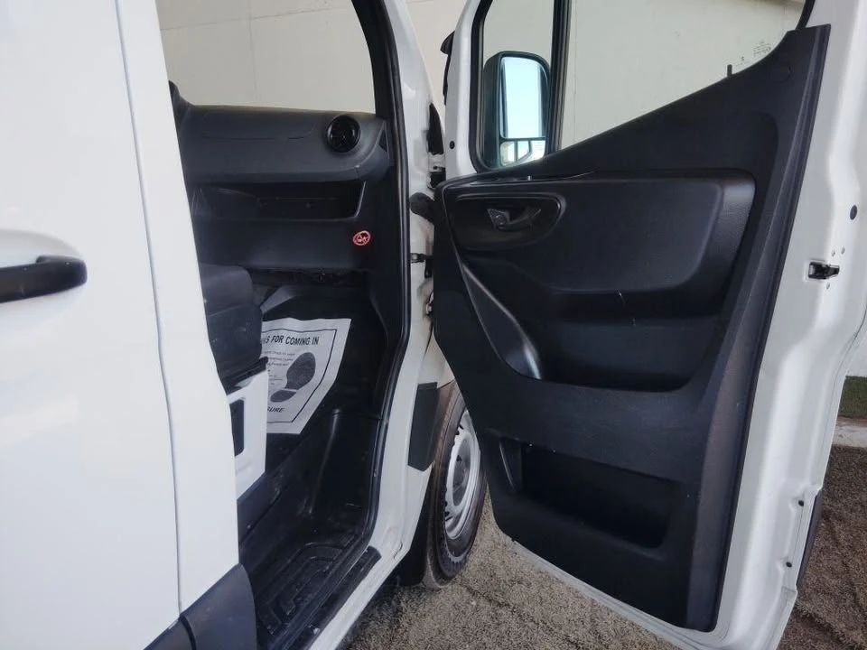 2023 Mercedes-Benz VS30 Sprinter - Image 9 of 9