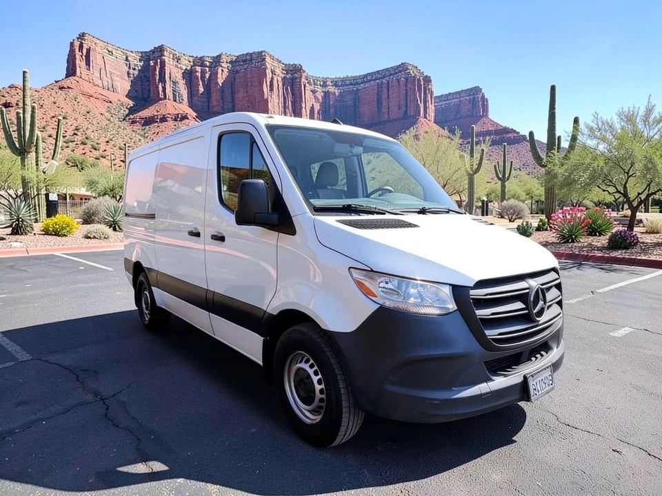 2023 Mercedes-Benz VS30 Sprinter - Image 5 of 6