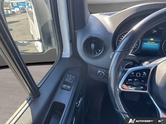 2023 Mercedes-Benz VS30 Sprinter - Image 17 of 20