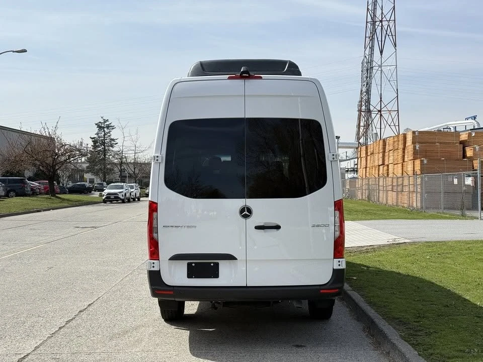 2023 Mercedes-Benz VS30 Sprinter - Image 4 of 20
