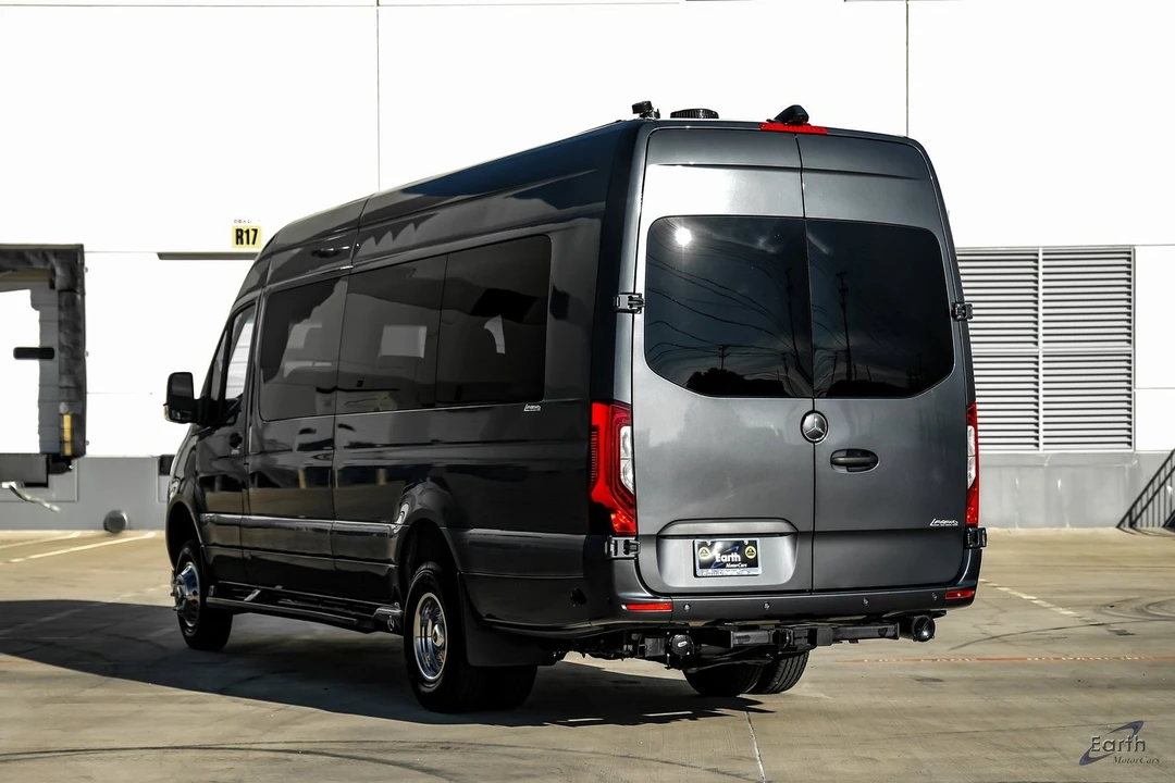 2023 Mercedes-Benz VS30 Sprinter - Image 8 of 12