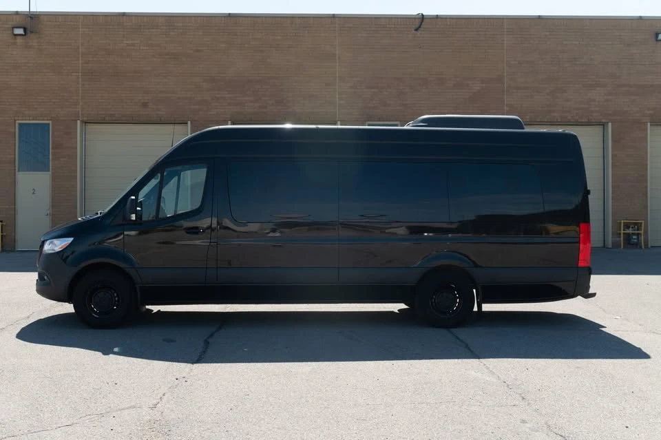 2023 Mercedes-Benz VS30 Sprinter - Image 3 of 20