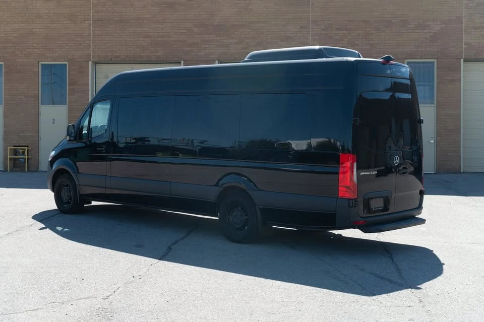 2023 Mercedes-Benz VS30 Sprinter - Image 7 of 20